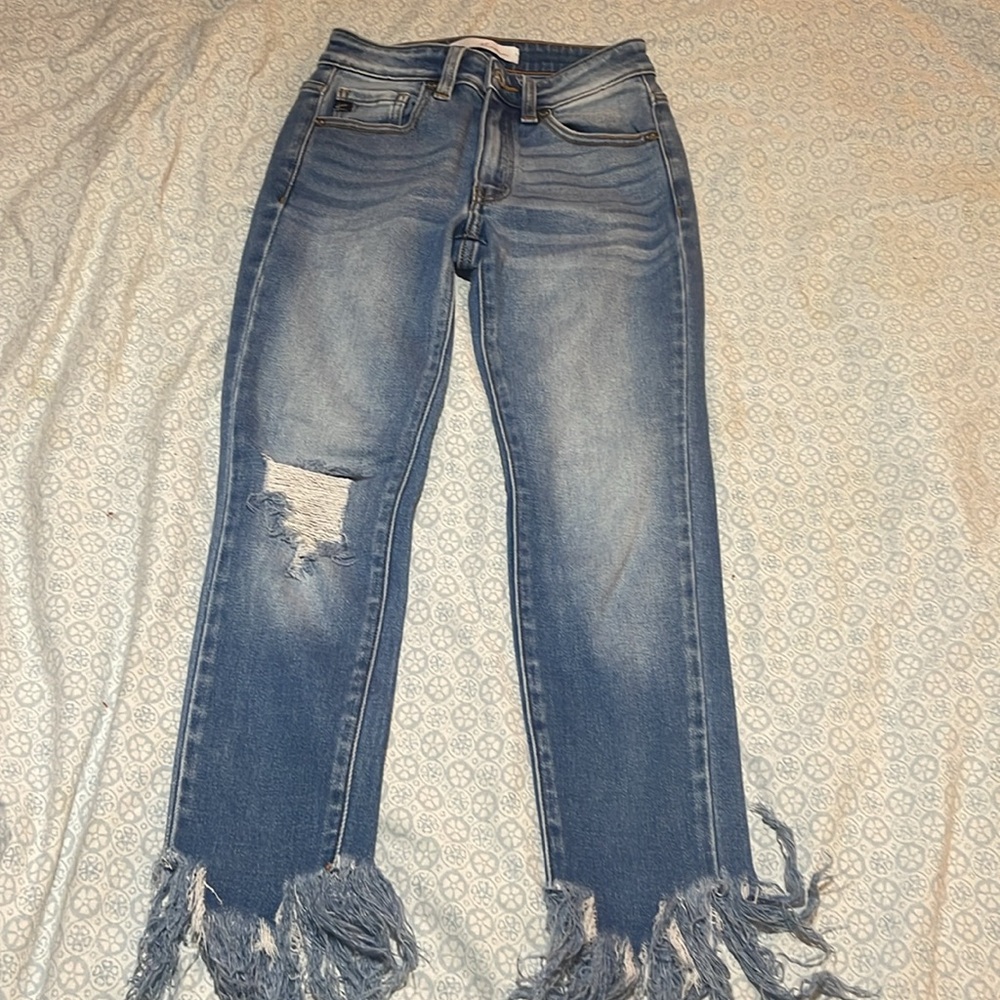 KanCan | Raw Hem Jeans size 0/23 worn only a couple of times!!